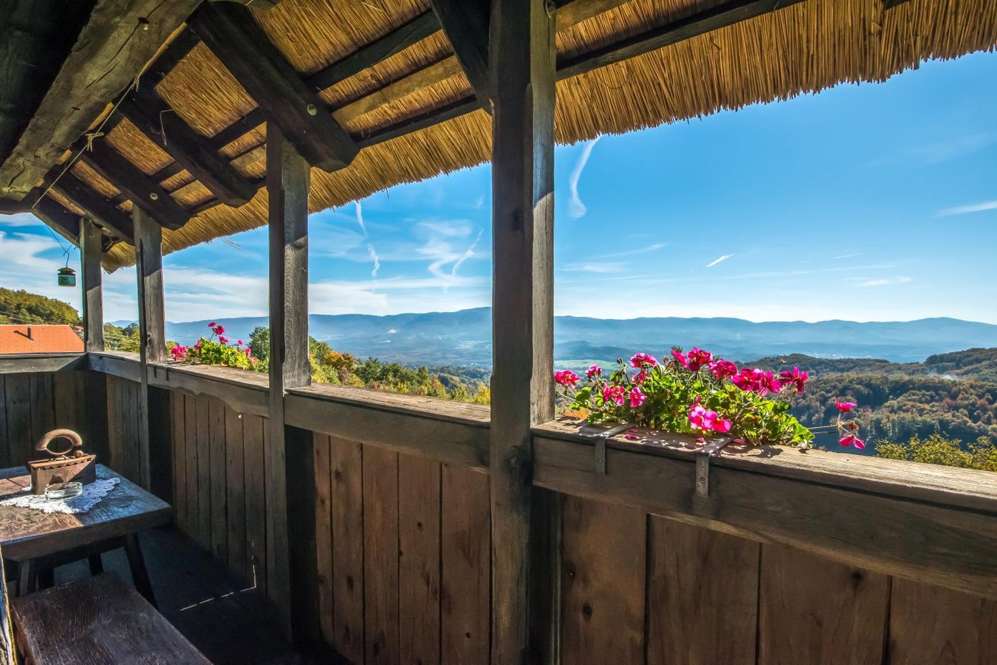 Vineyard Cottage Skatlar Otocec Bagian luar foto
