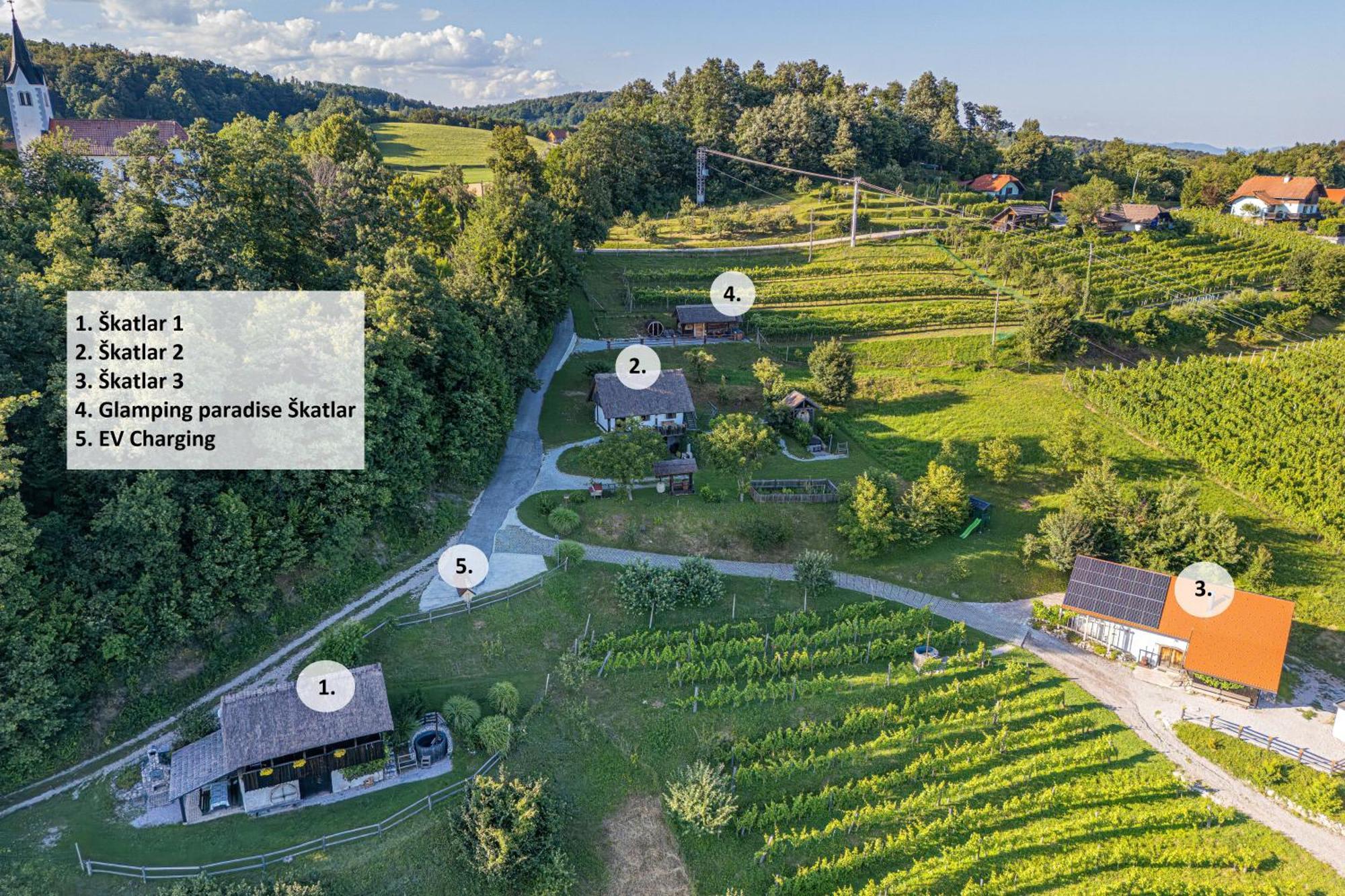 Vineyard Cottage Skatlar Otocec Bagian luar foto